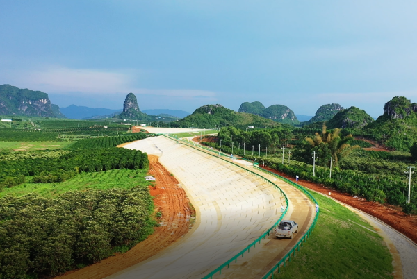 獻(xiàn)禮“七一”，公司兩個(gè)項(xiàng)目順利通過(guò)合同工程完工驗(yàn)收